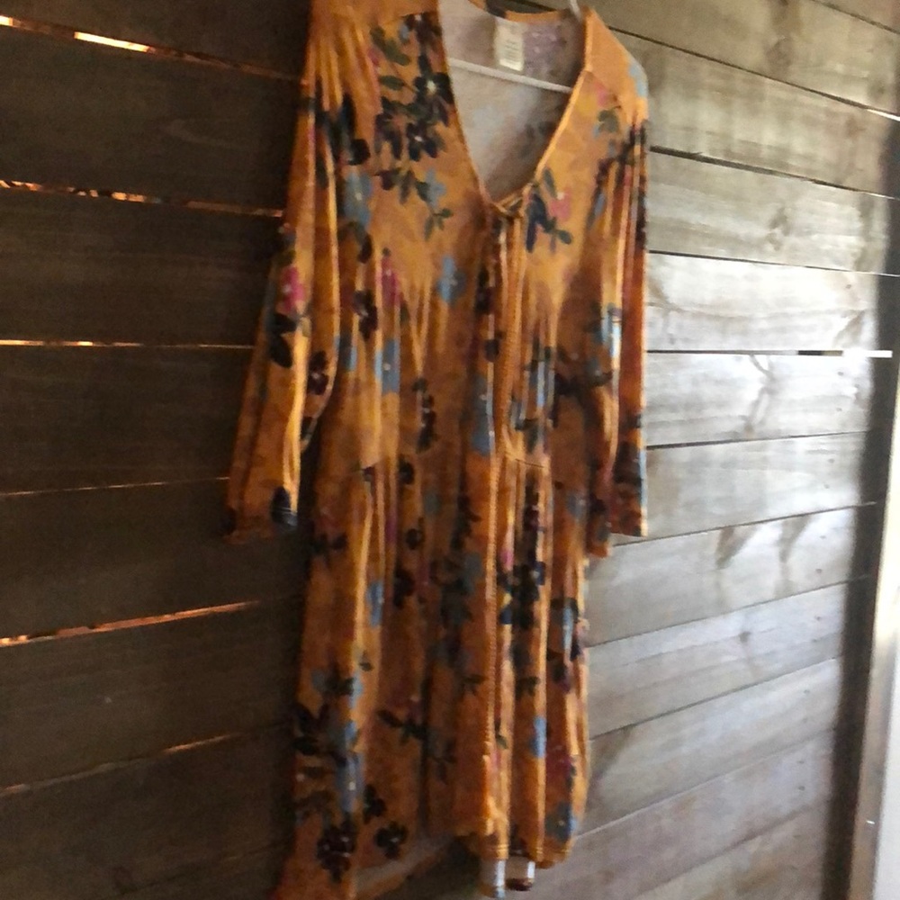 Tunic top with tassels